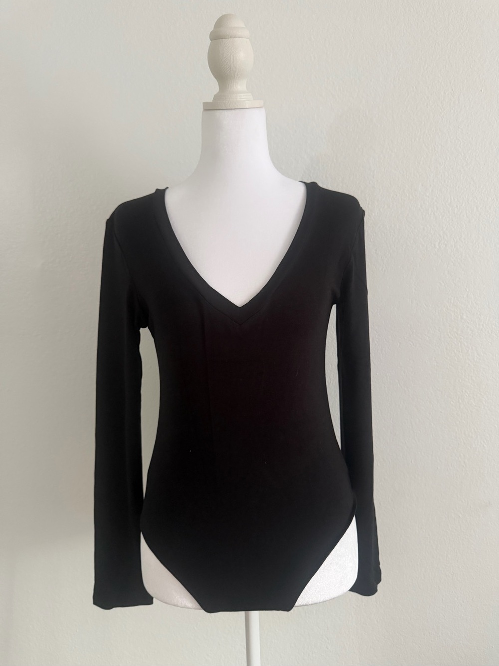 Women's Black V-Neck Long Sleeve Bodysuit